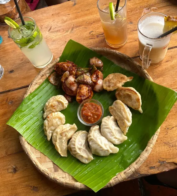 Momo Platter